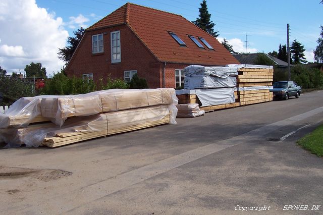 Alt tr�et et nu leveret - stakkels nabo....